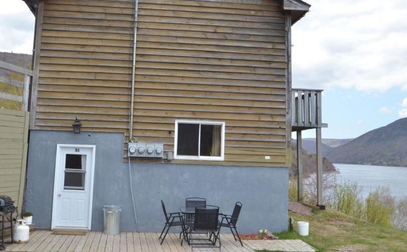 Knotty Pine Cottages, Suites & Motel Rooms Ingonish Kültér fotó