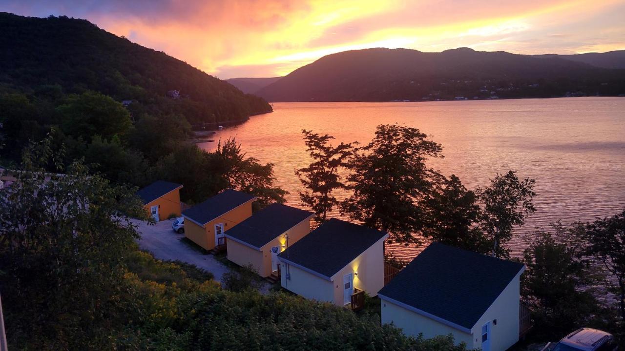Knotty Pine Cottages, Suites & Motel Rooms Ingonish Kültér fotó