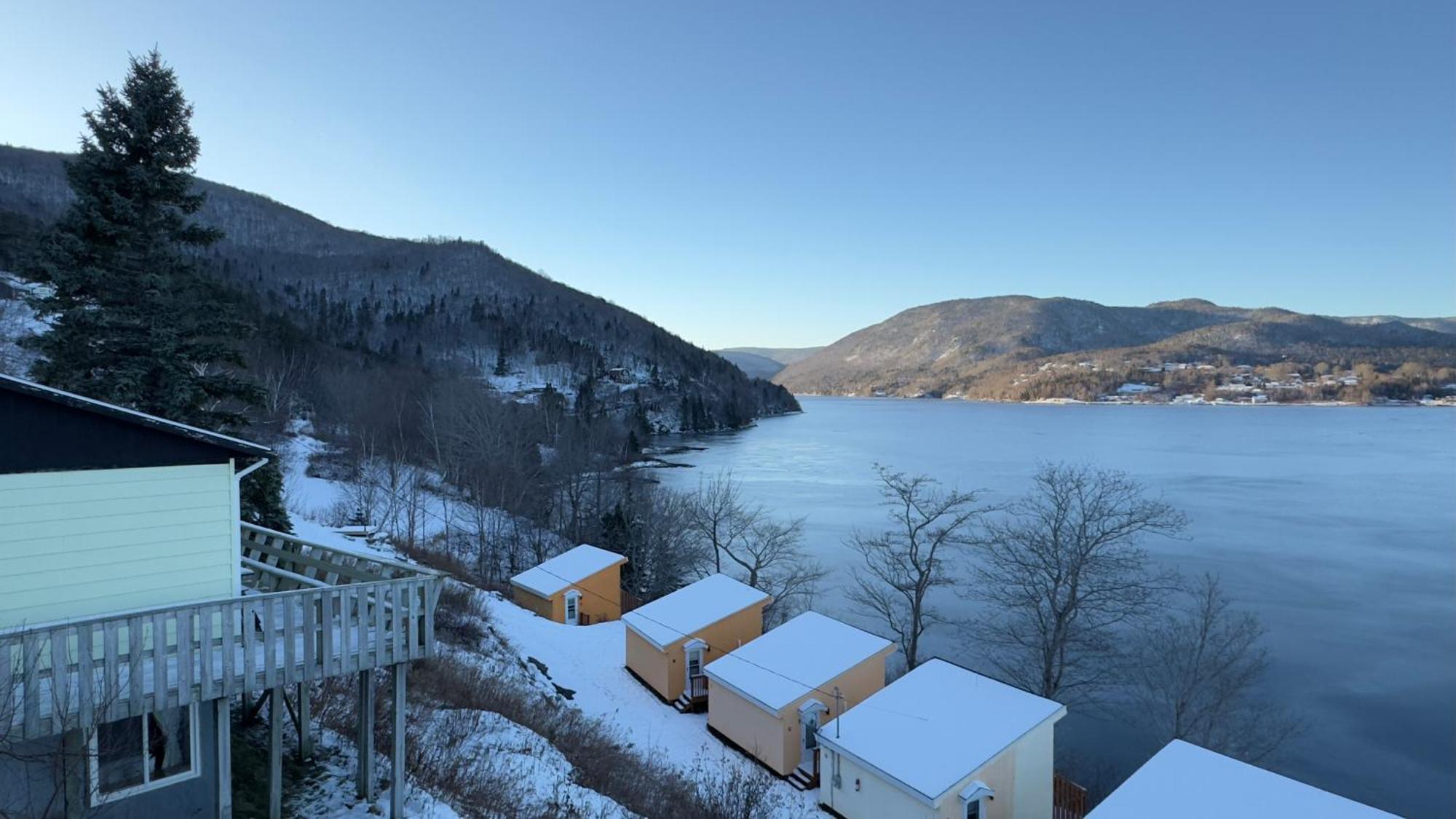 Knotty Pine Cottages, Suites & Motel Rooms Ingonish Kültér fotó